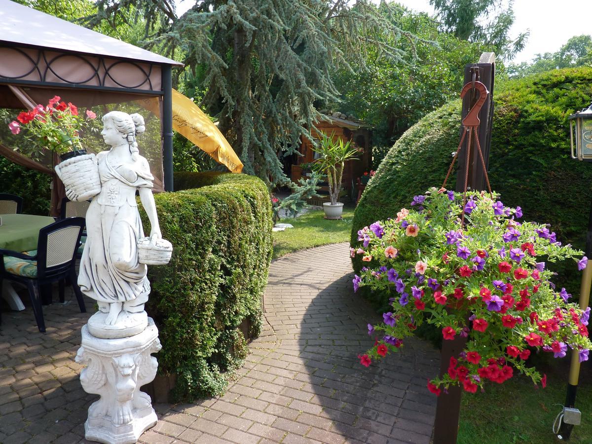 Hotel Am Berg Spremberg Dış mekan fotoğraf